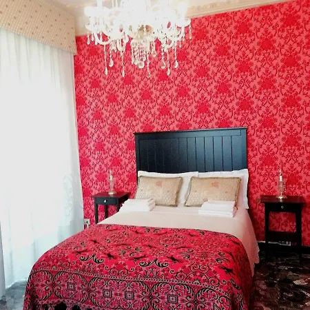 Appartement Adeste 33 *