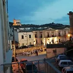 Adeste 33